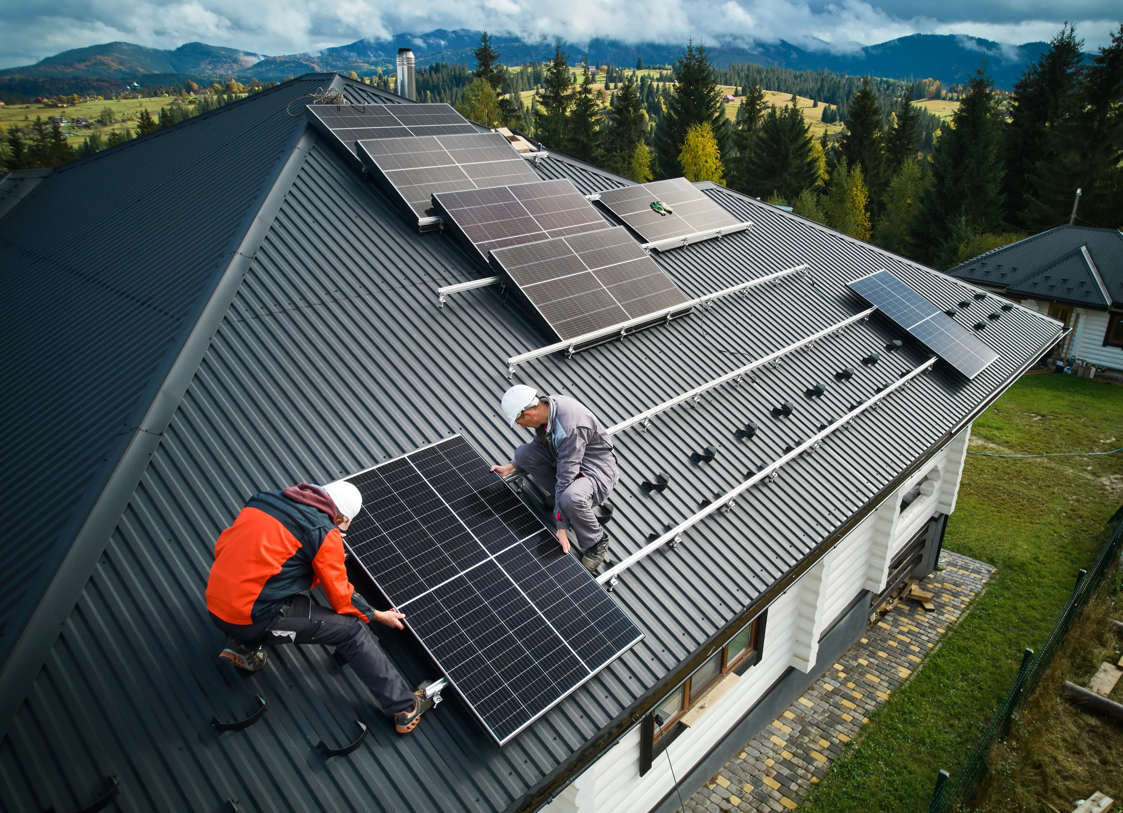 Photovoltaikanlage auf einem Einfamilienhaus in Kärnten - Conversio Energia